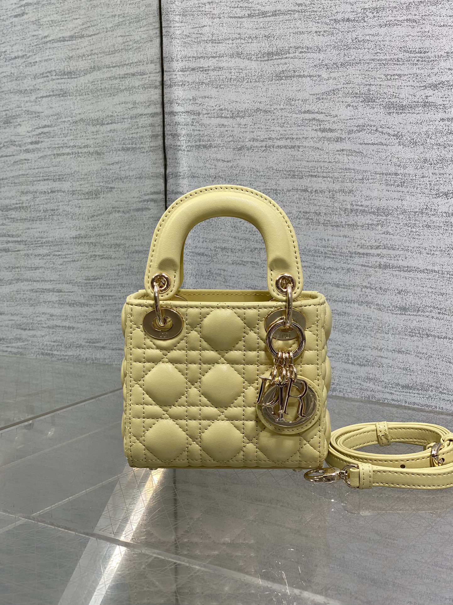 CD New Handbag
