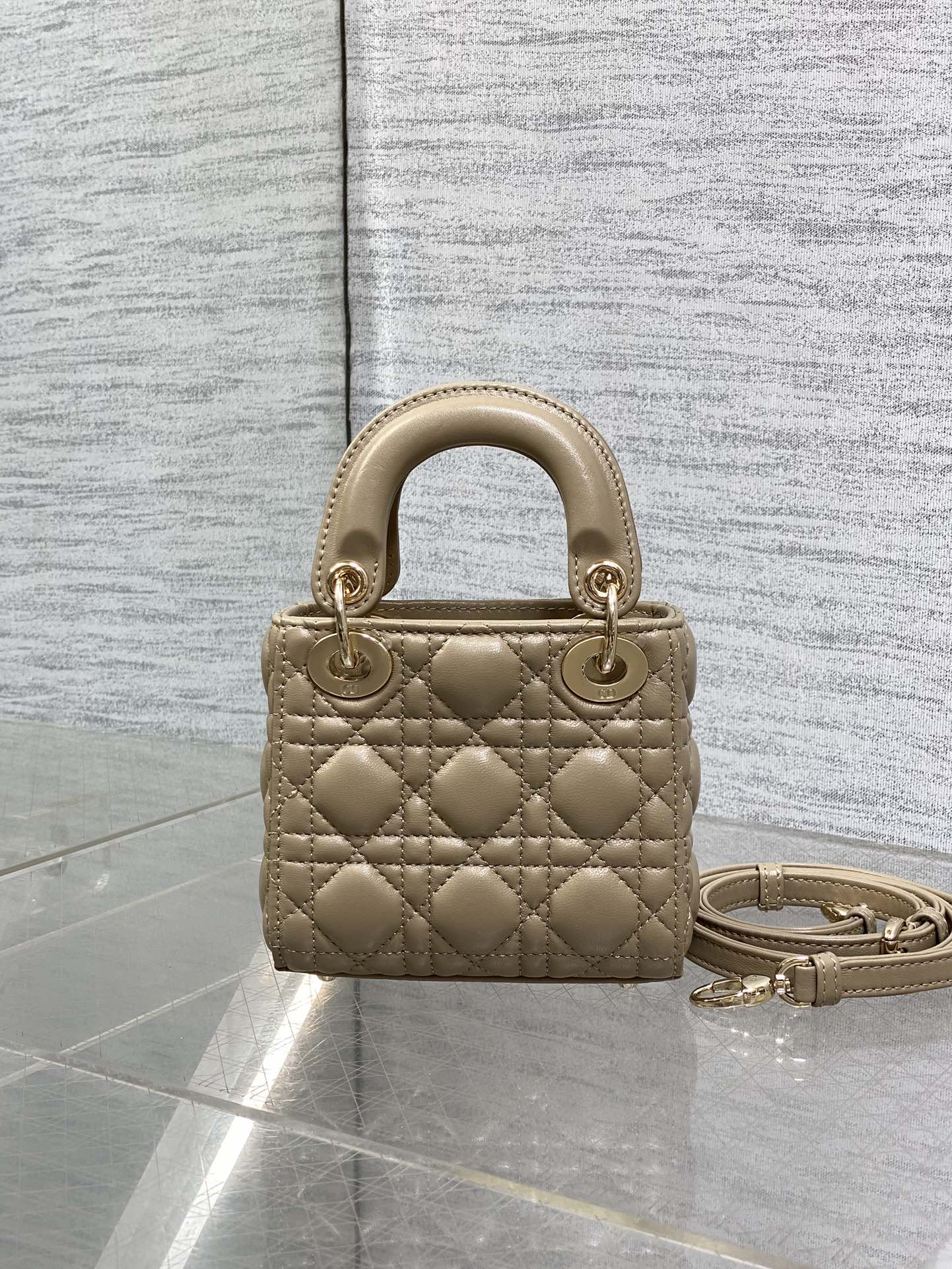 CD New Handbag
