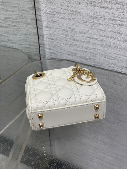 CD New Handbag