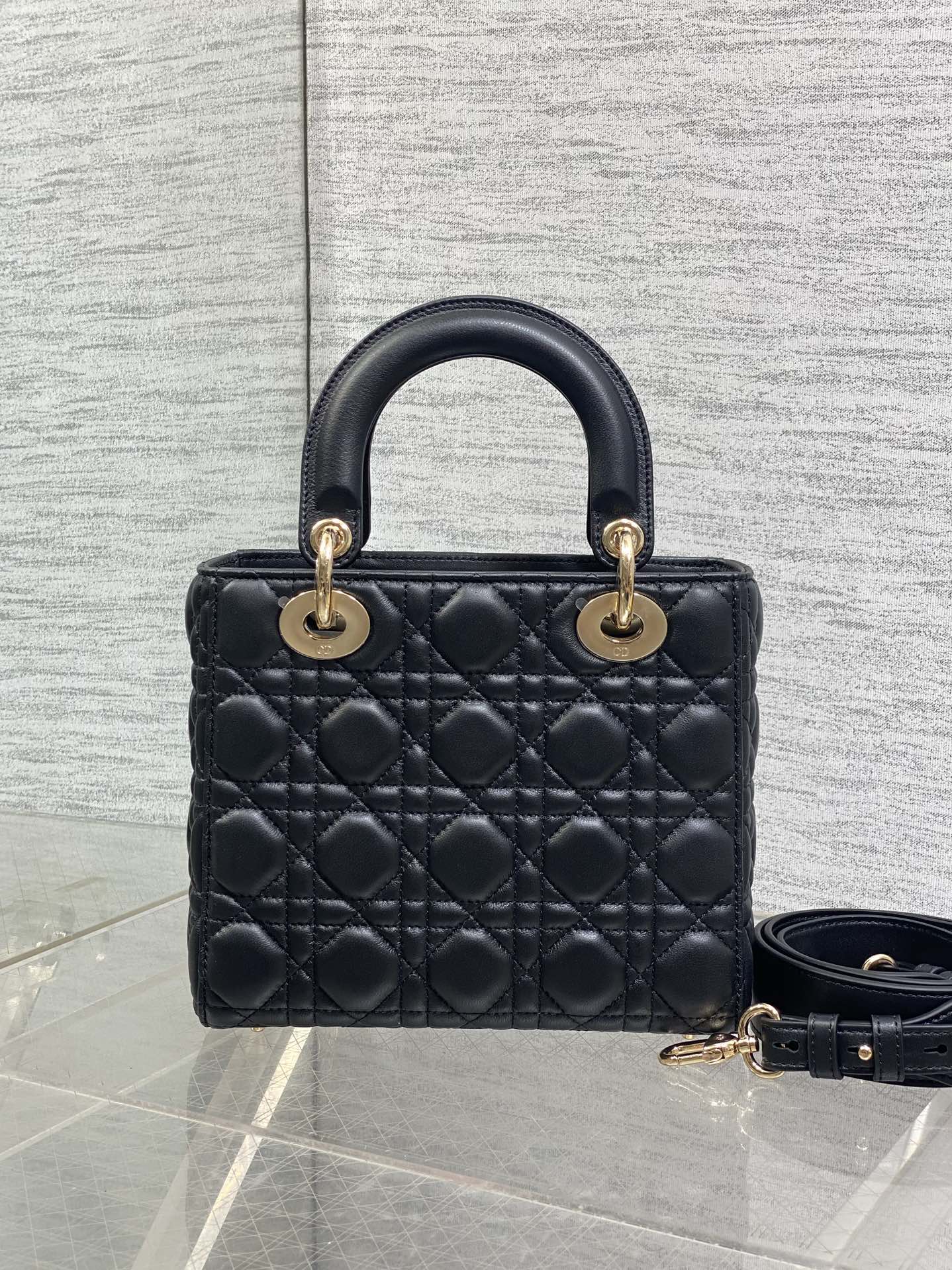 CD New Handbag