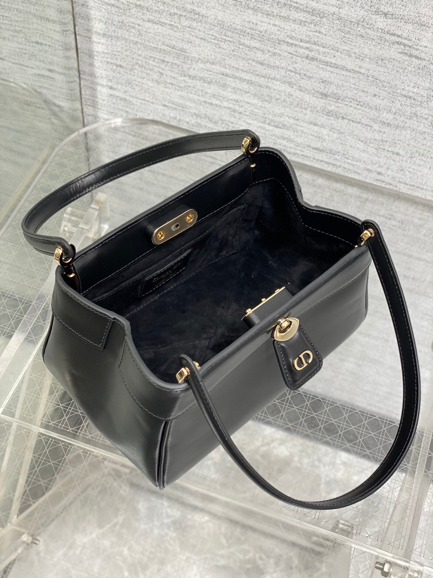 CD New Handbag