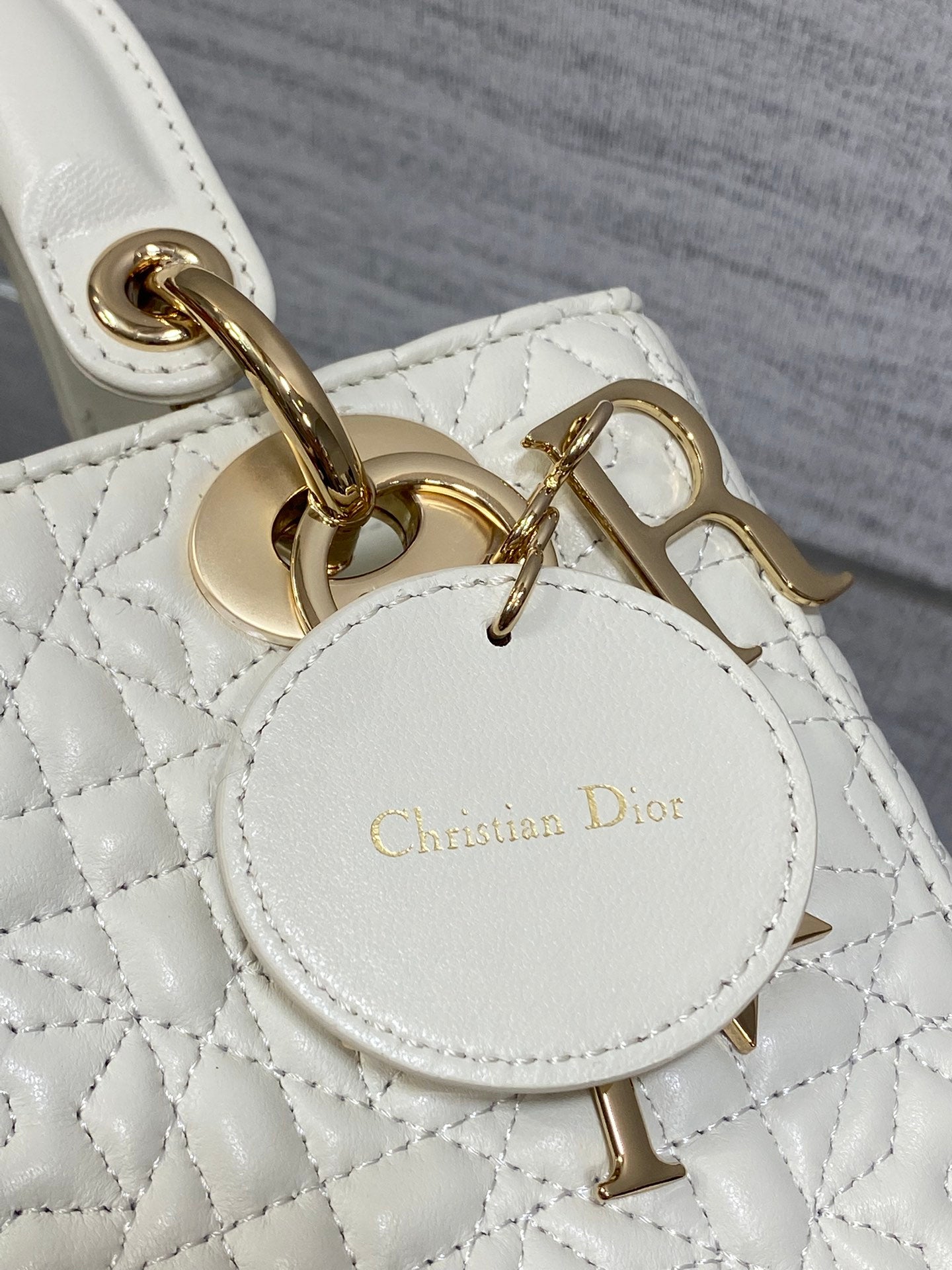 CD New Handbag