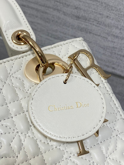 CD New Handbag
