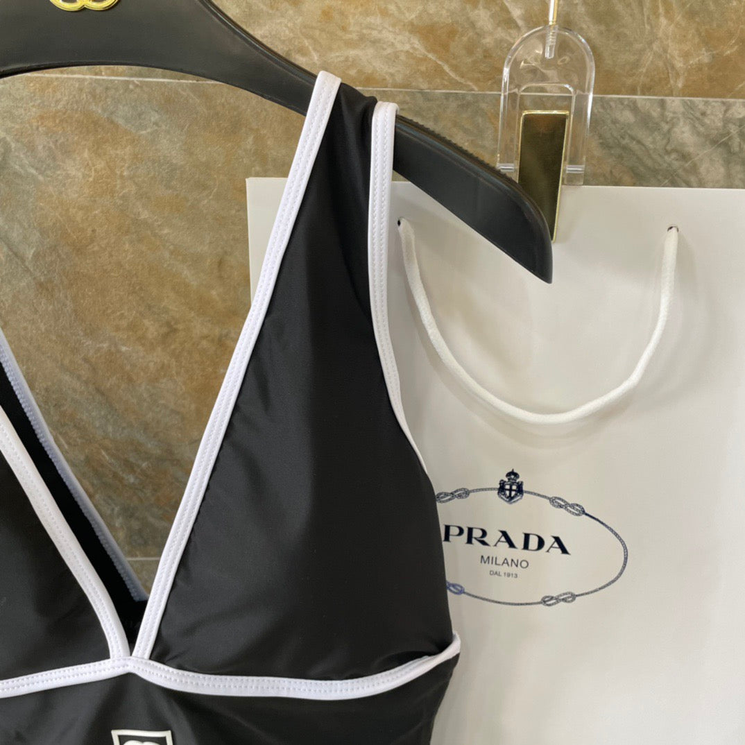CHAN New Swimsuit