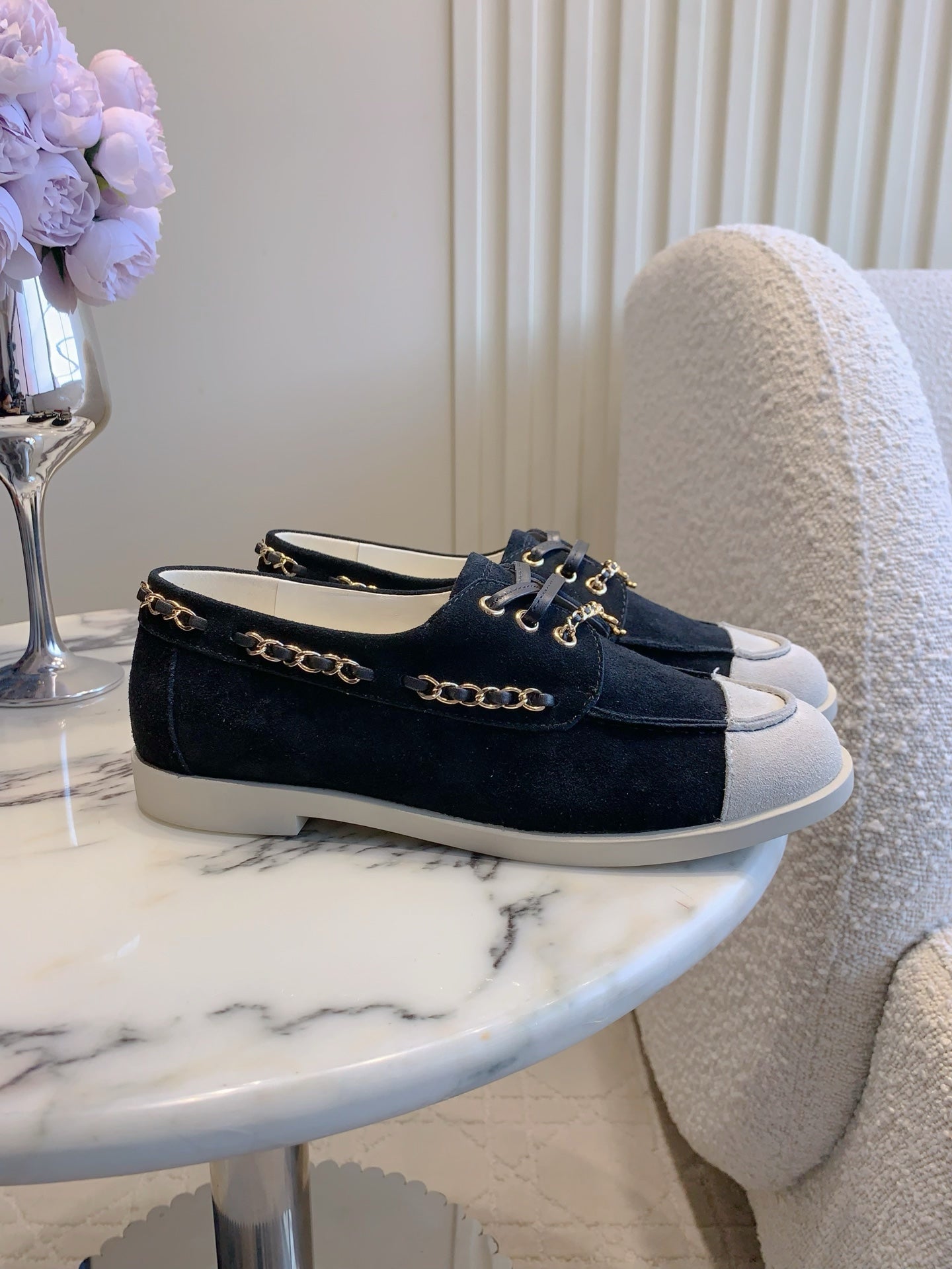 Chan New  Chain-strap flats