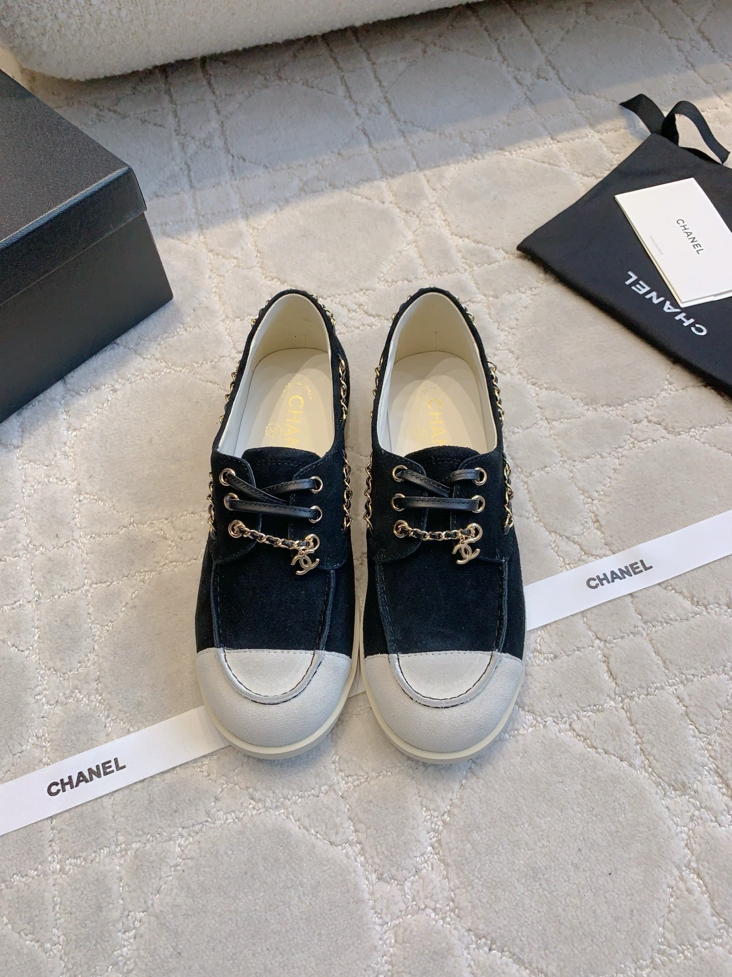 Chan New  Chain-strap flats