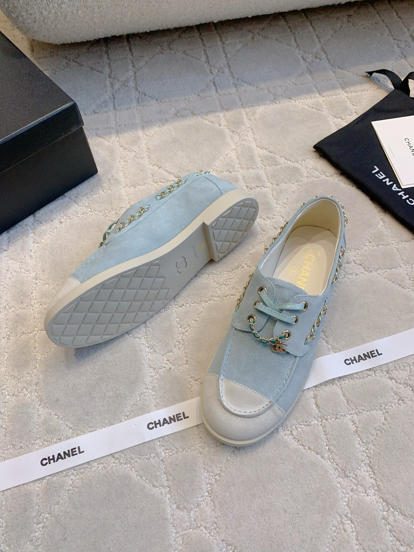 Chan New  Chain-strap flats