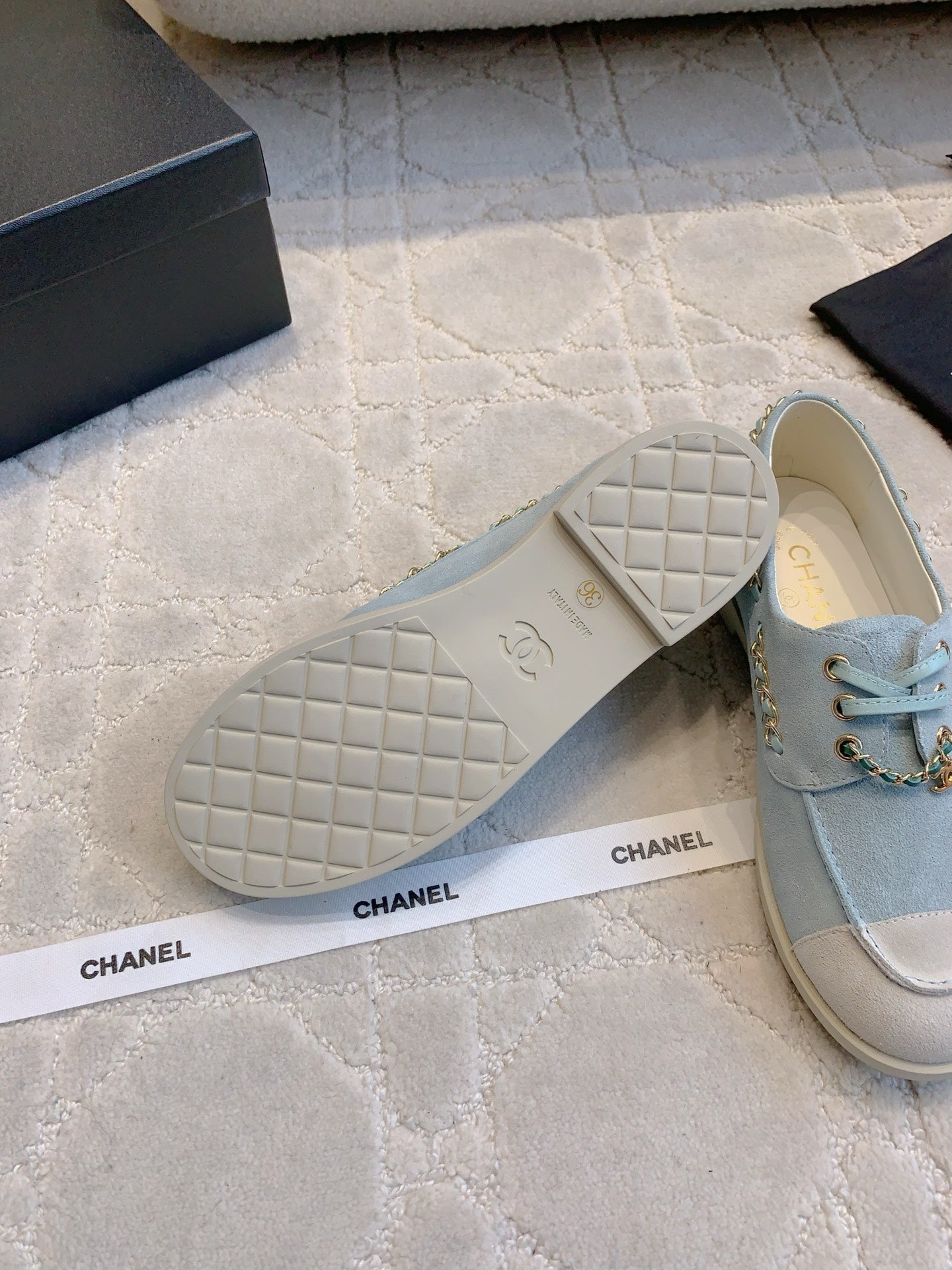 Chan New  Chain-strap flats