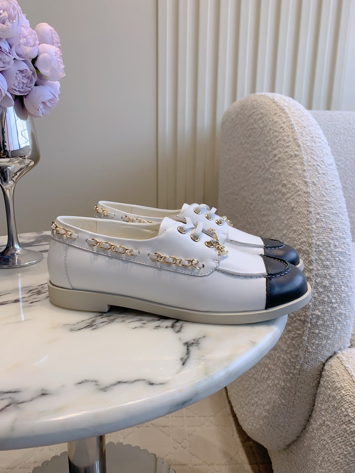 Chan New  Chain-strap flats