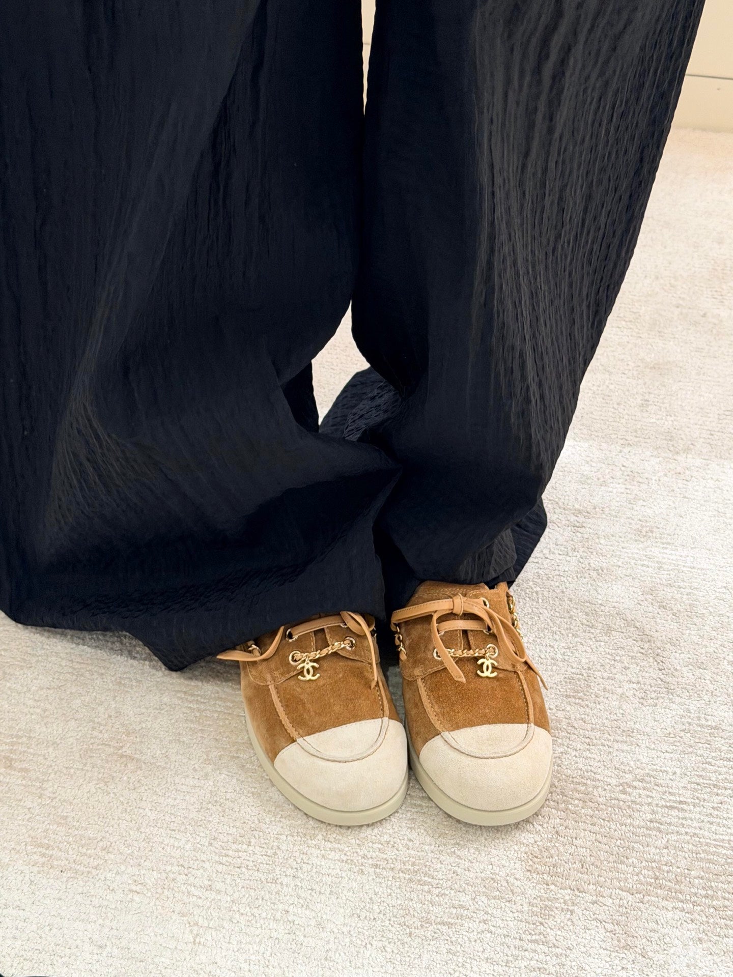 Chan New  Chain-strap flats