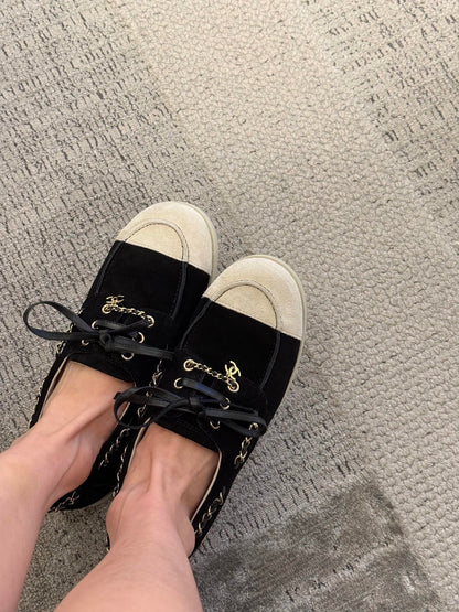 Chan New  Chain-strap flats