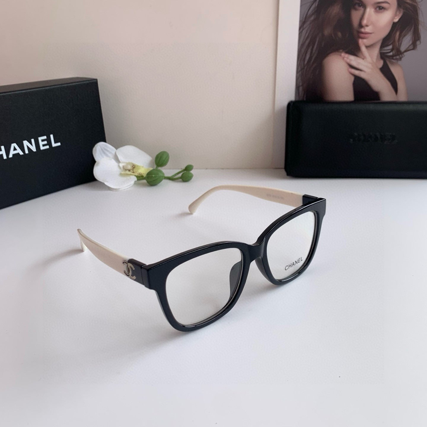 CHAN  New Sunglasses