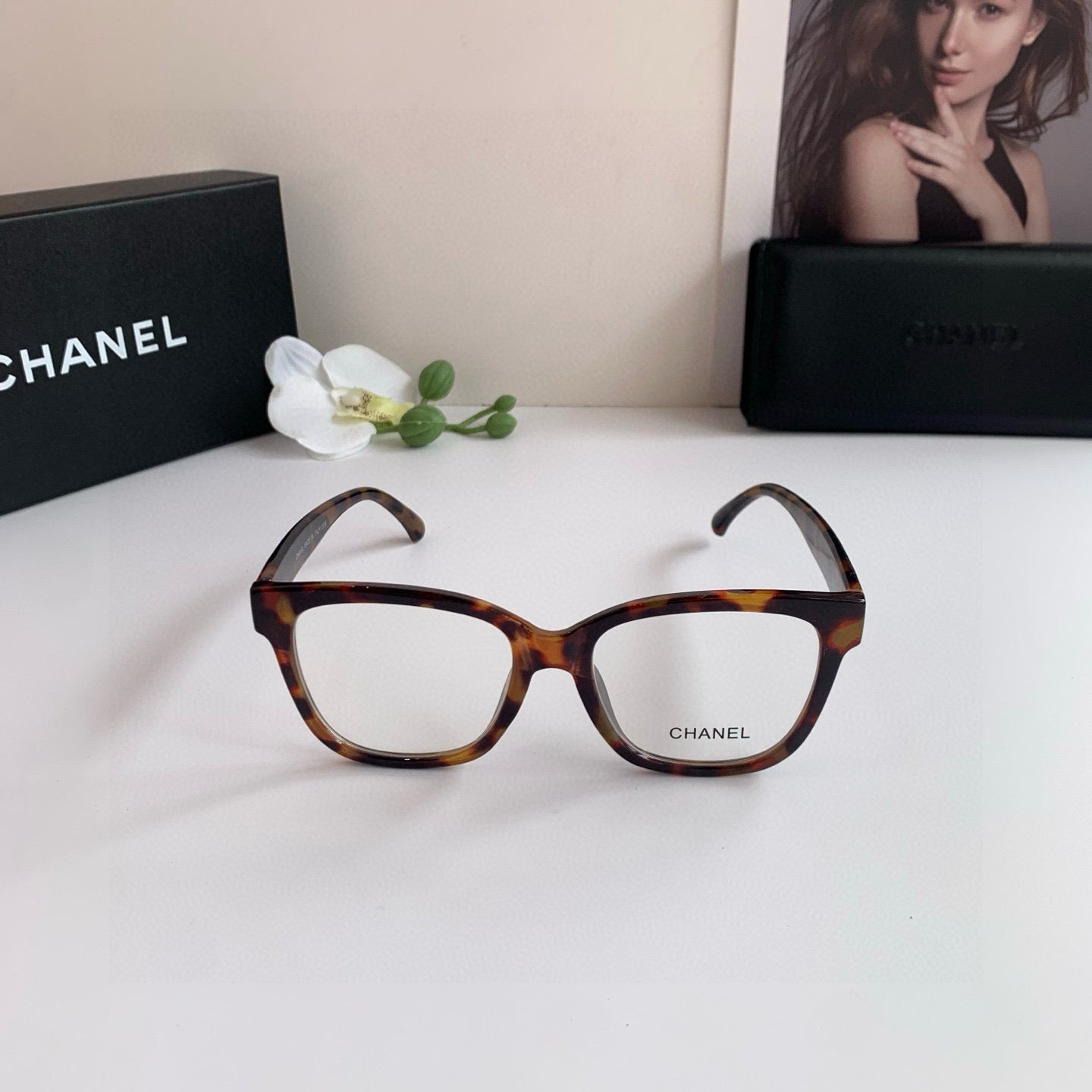 CHAN  New Sunglasses