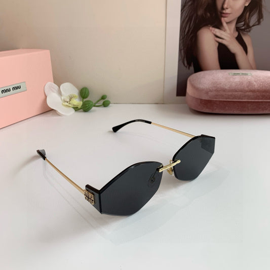 Miu  New Sunglasses