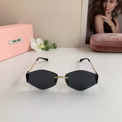 Miu  New Sunglasses