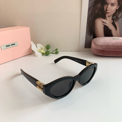 Miu  New Sunglasses