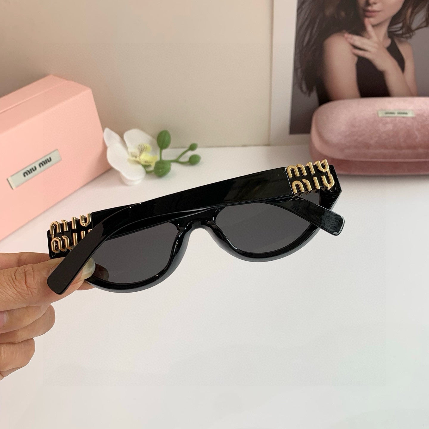 Miu  New Sunglasses
