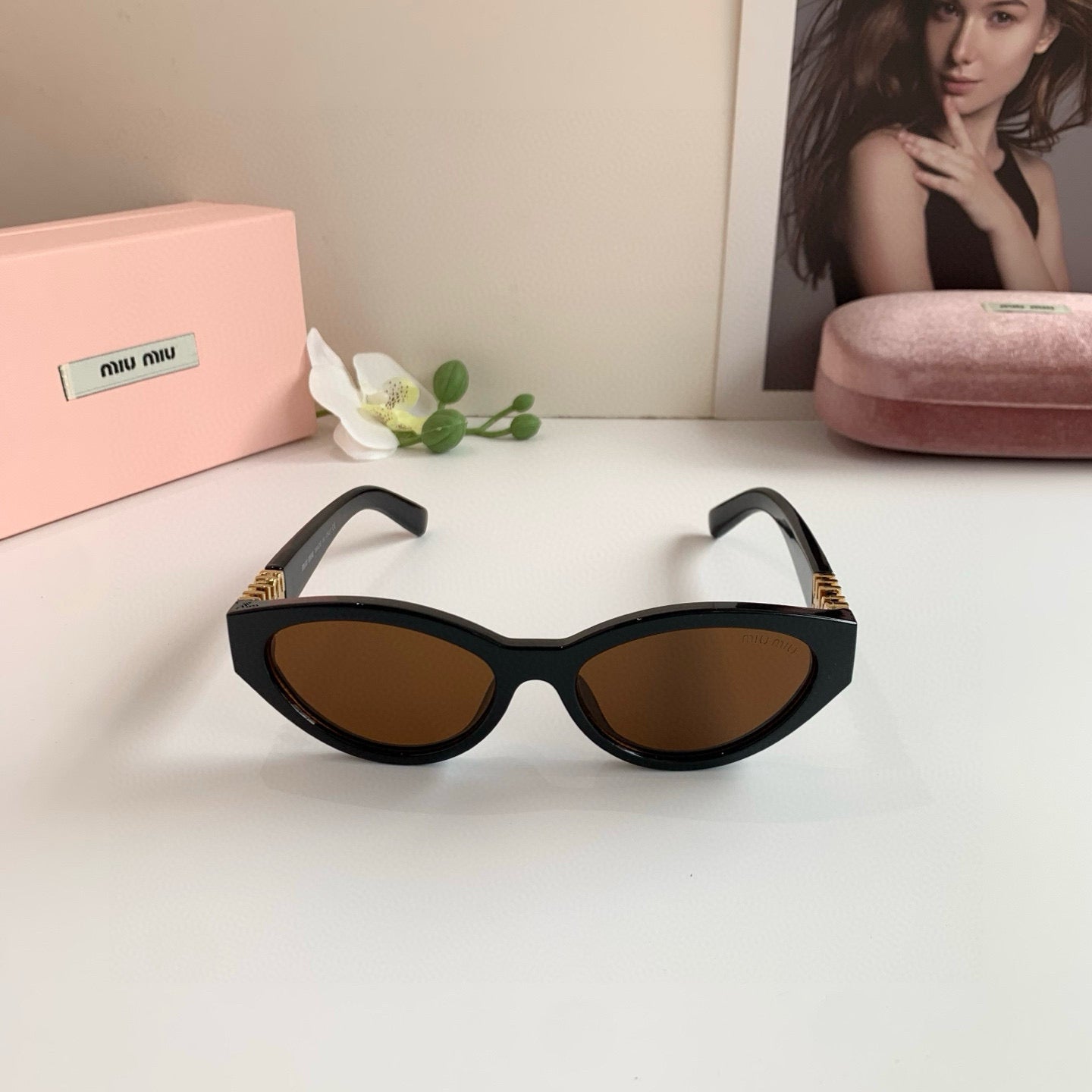 Miu  New Sunglasses