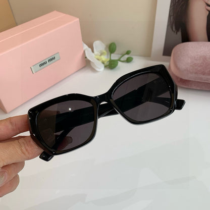 Miu  New Sunglasses