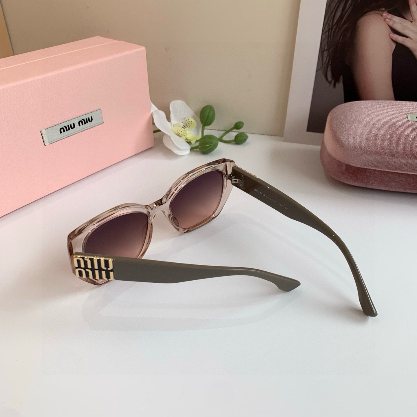Miu  New Sunglasses