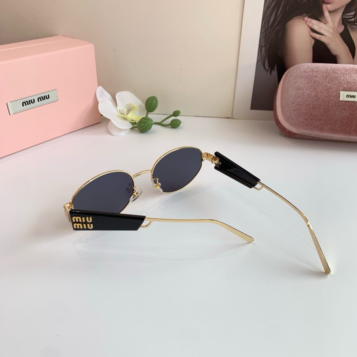 Miu  New Sunglasses