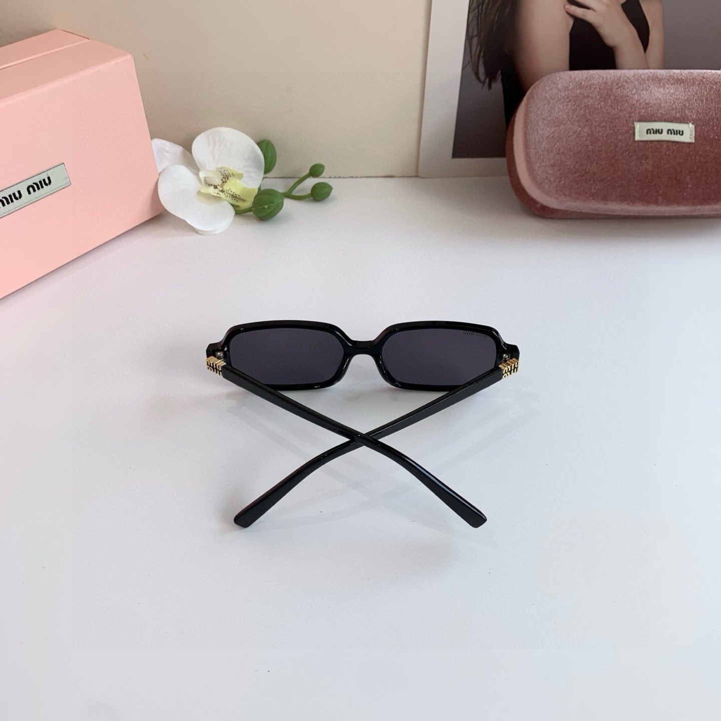 Miu  New Sunglasses