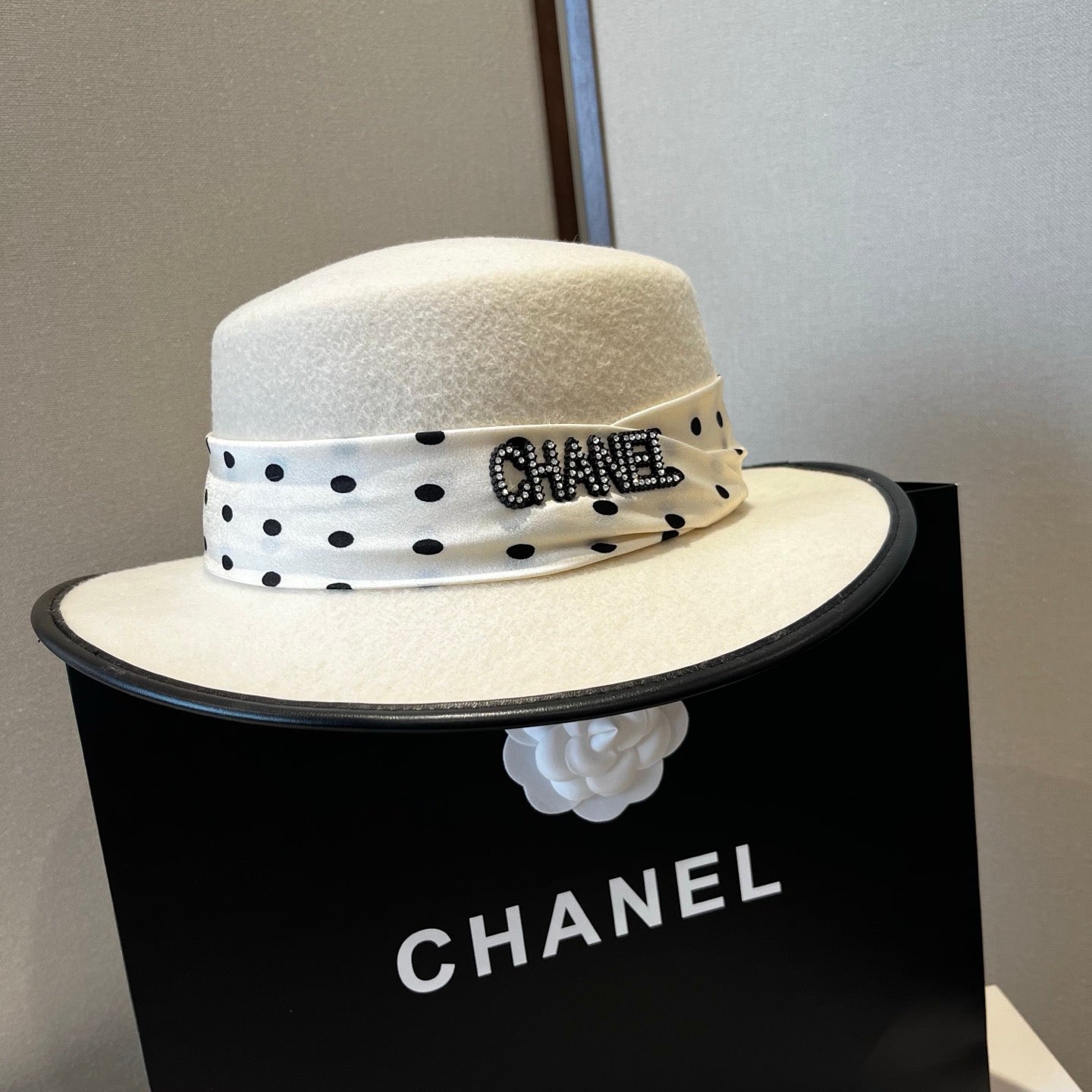 CHAN New Flat-Top Hat