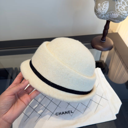 CHAN New Bucket hat