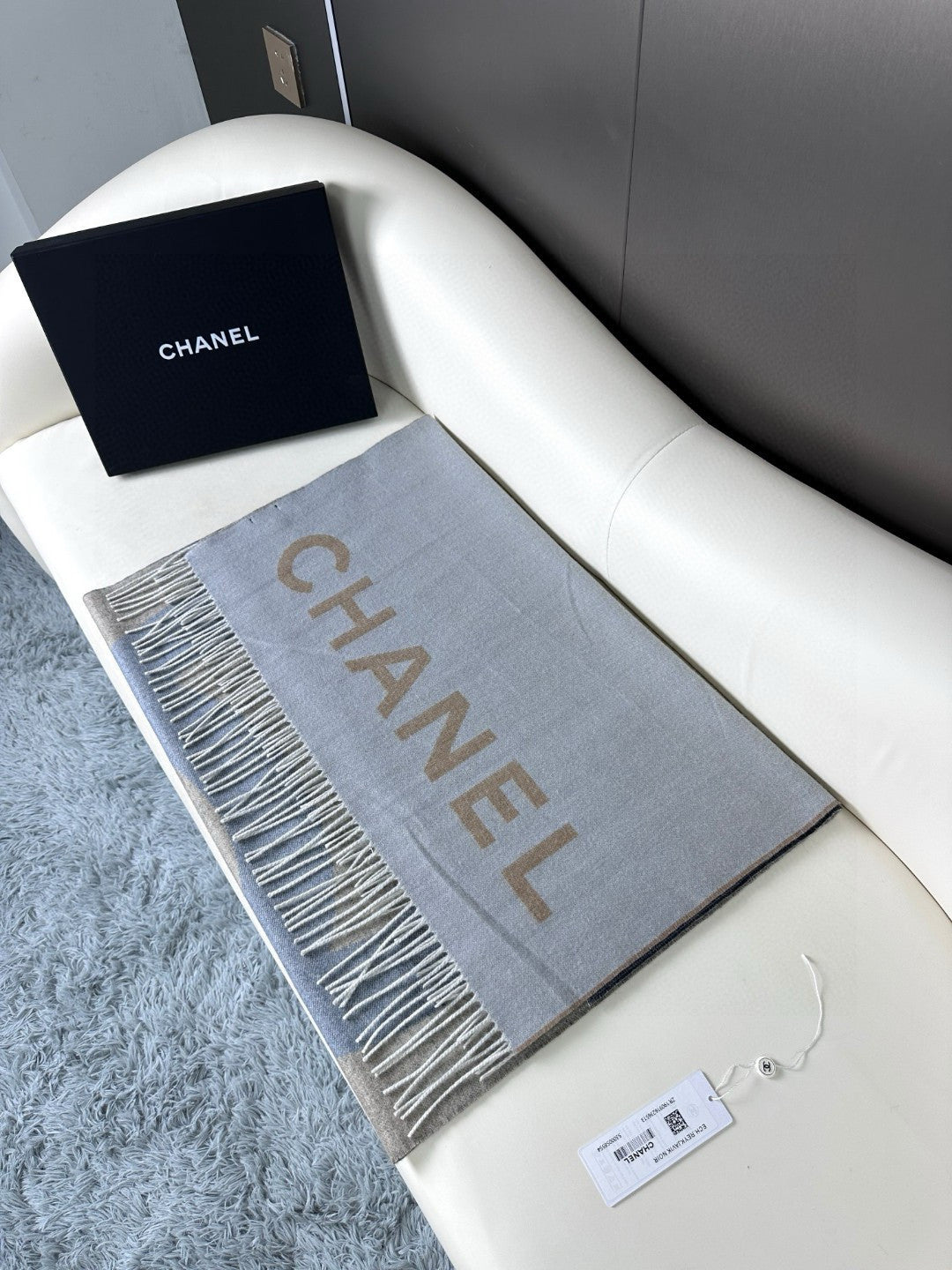 Chan New Cashmere Double-Sided Shawl
