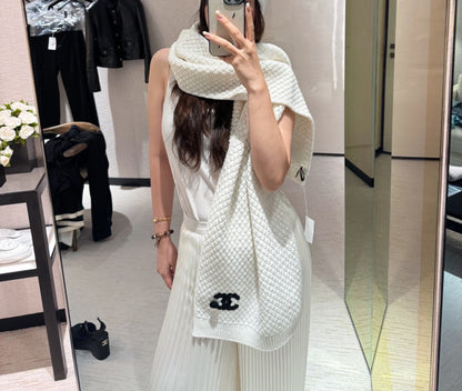CHAN New Cashmere Scarf