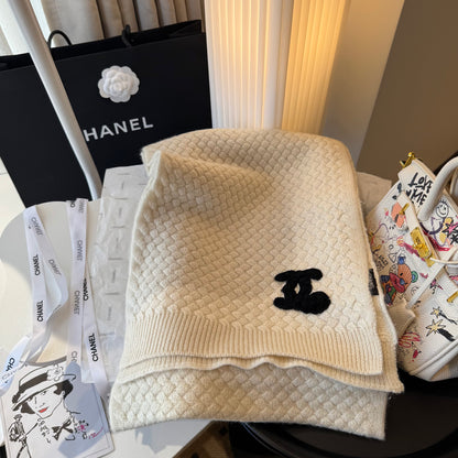 CHAN New Cashmere Scarf