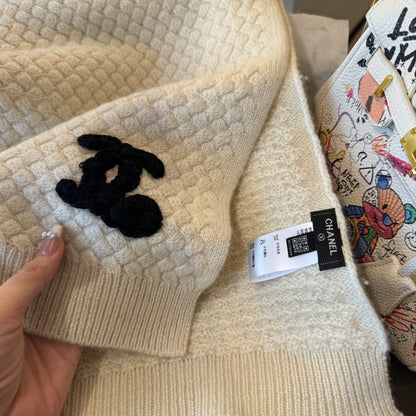 CHAN New Cashmere Scarf