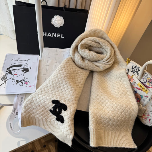 CHAN New Cashmere Scarf