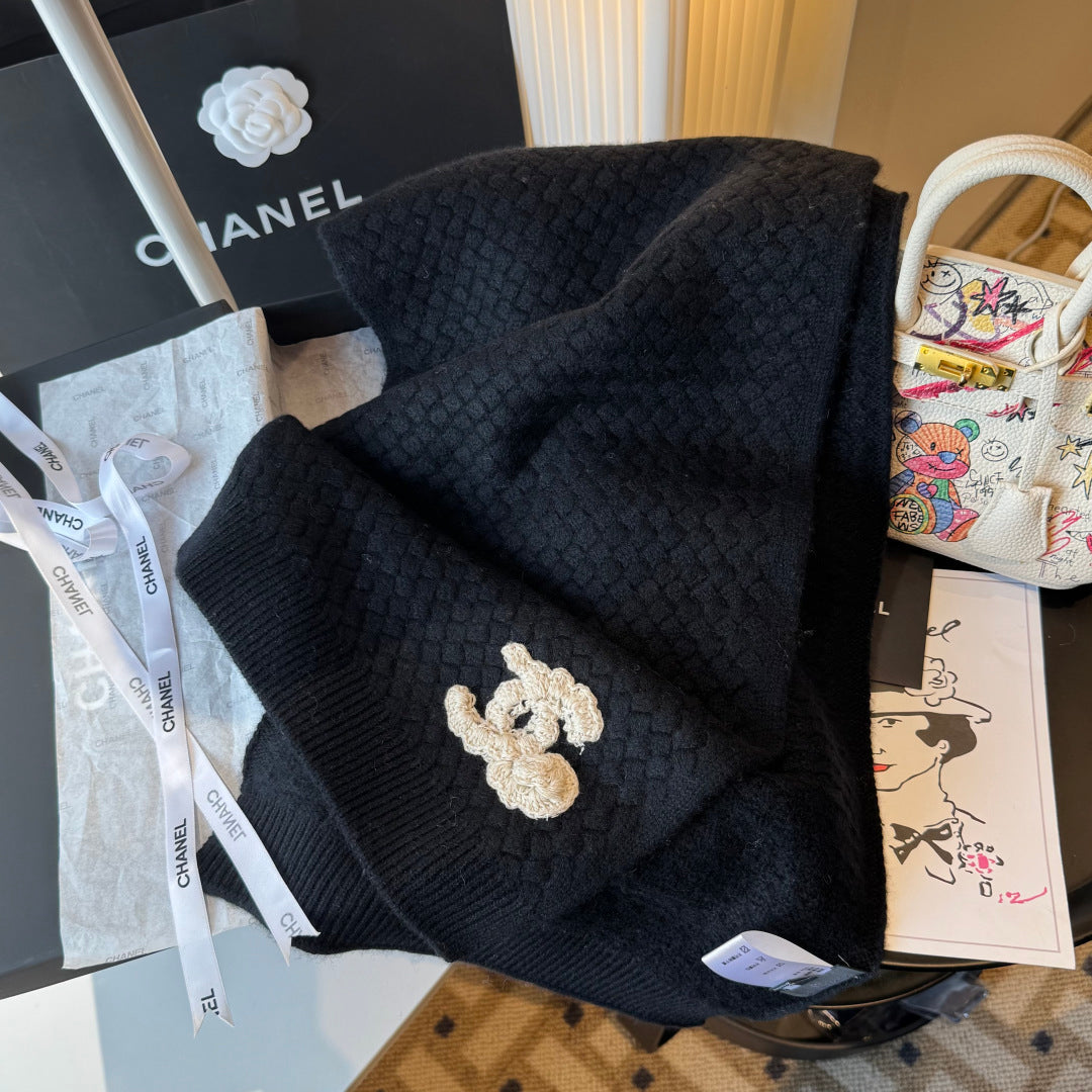 CHAN New Cashmere Scarf