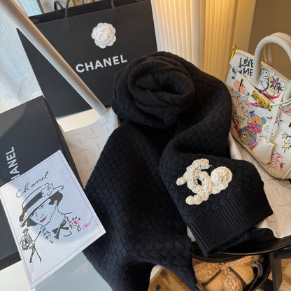 CHAN New Cashmere Scarf