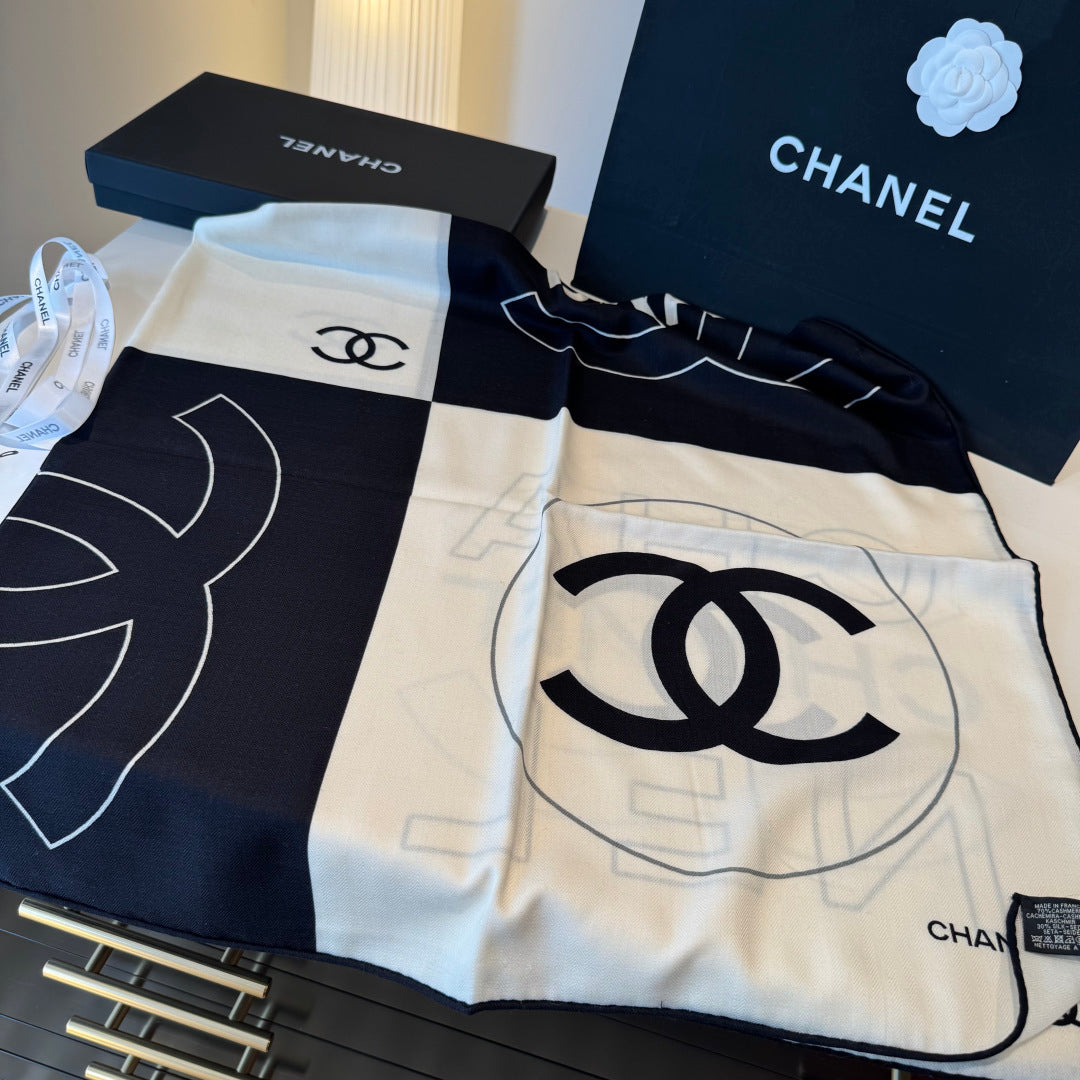 CHAN New Scarf