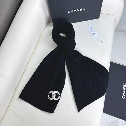 CHAN New Scarf