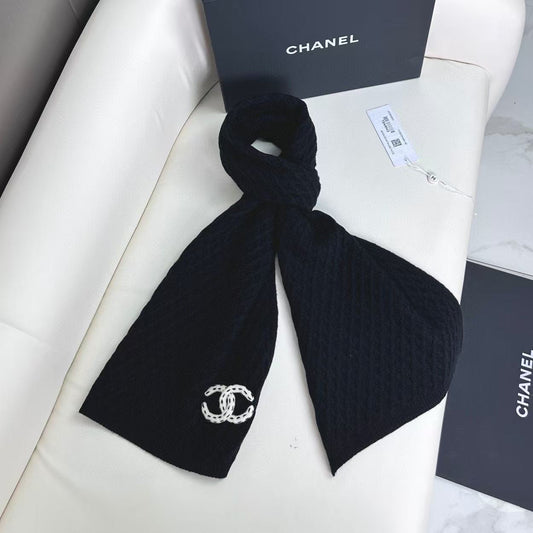 CHAN New Scarf