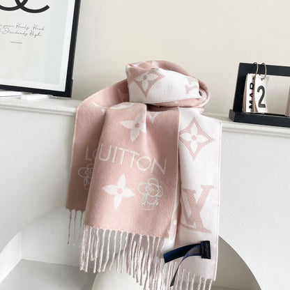 Louis New Scarf