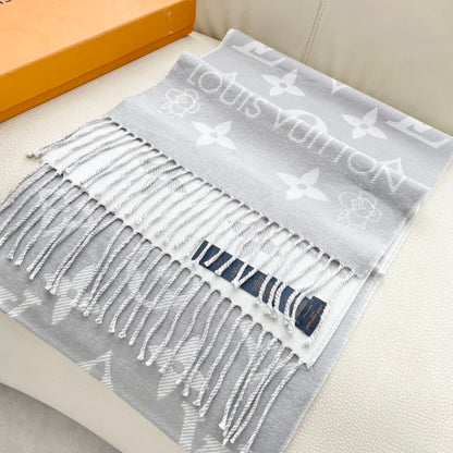 Louis New Scarf