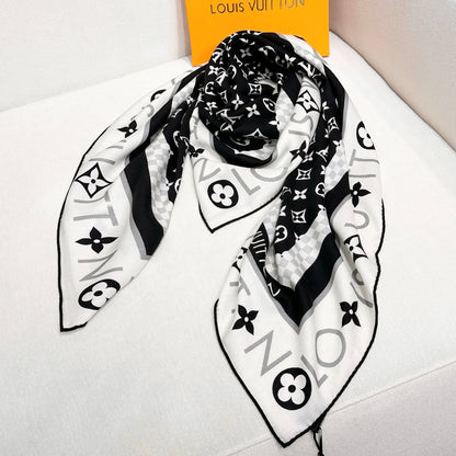 Louis New Scarf