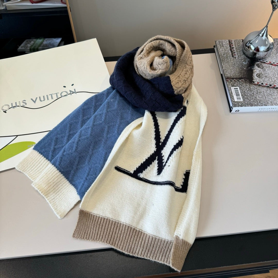 Louis New Scarf