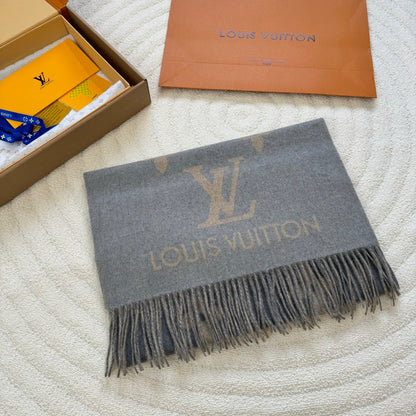 Louis New Scarf