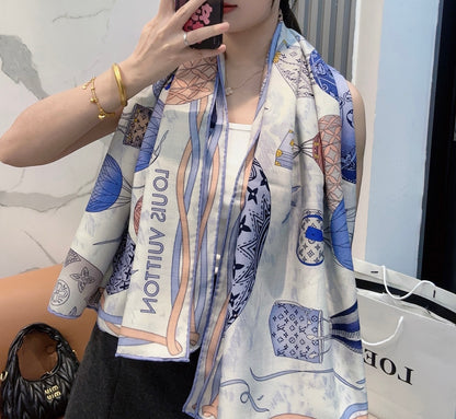 Louis New Scarf