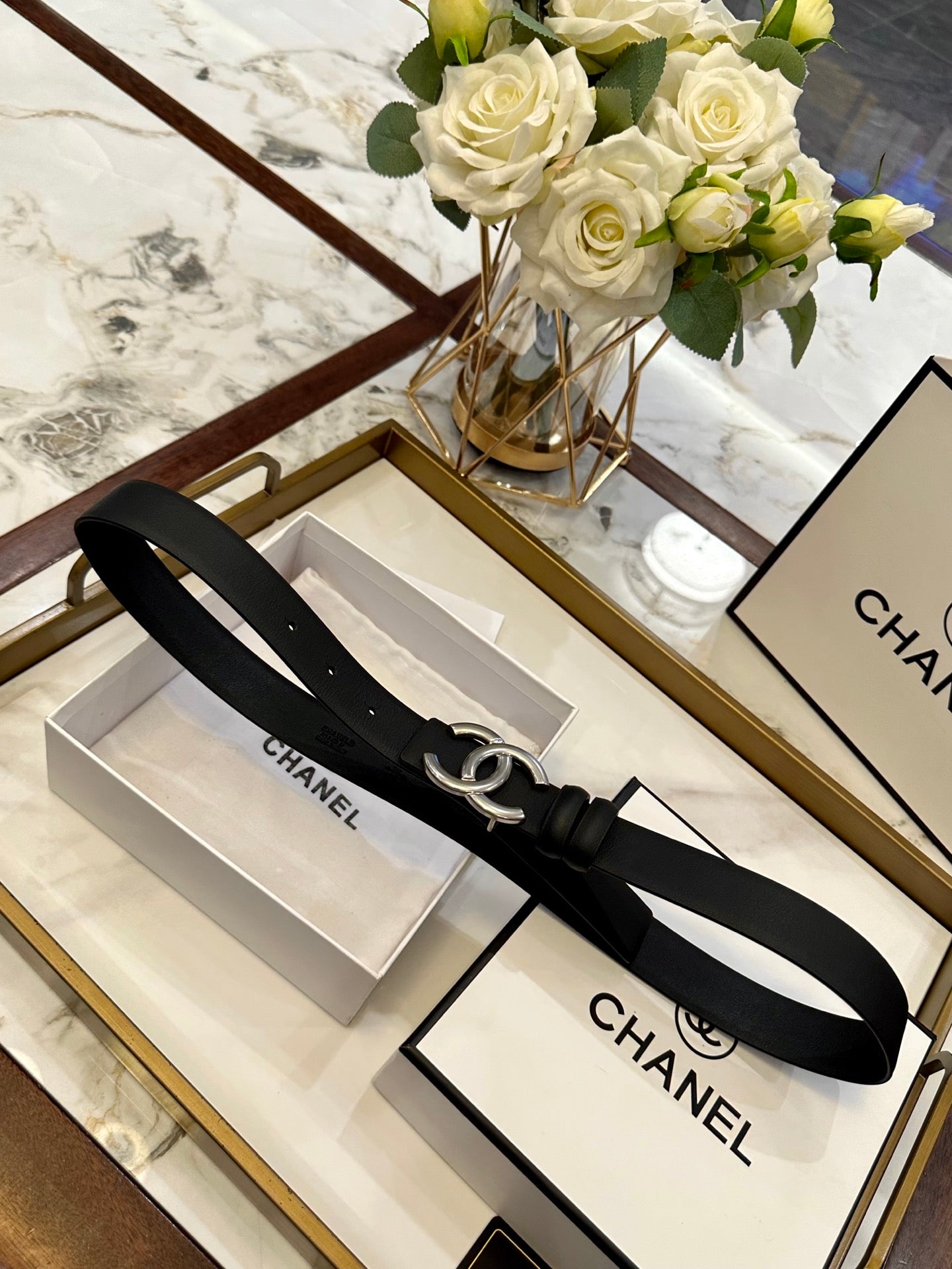 Guc  New women's belt