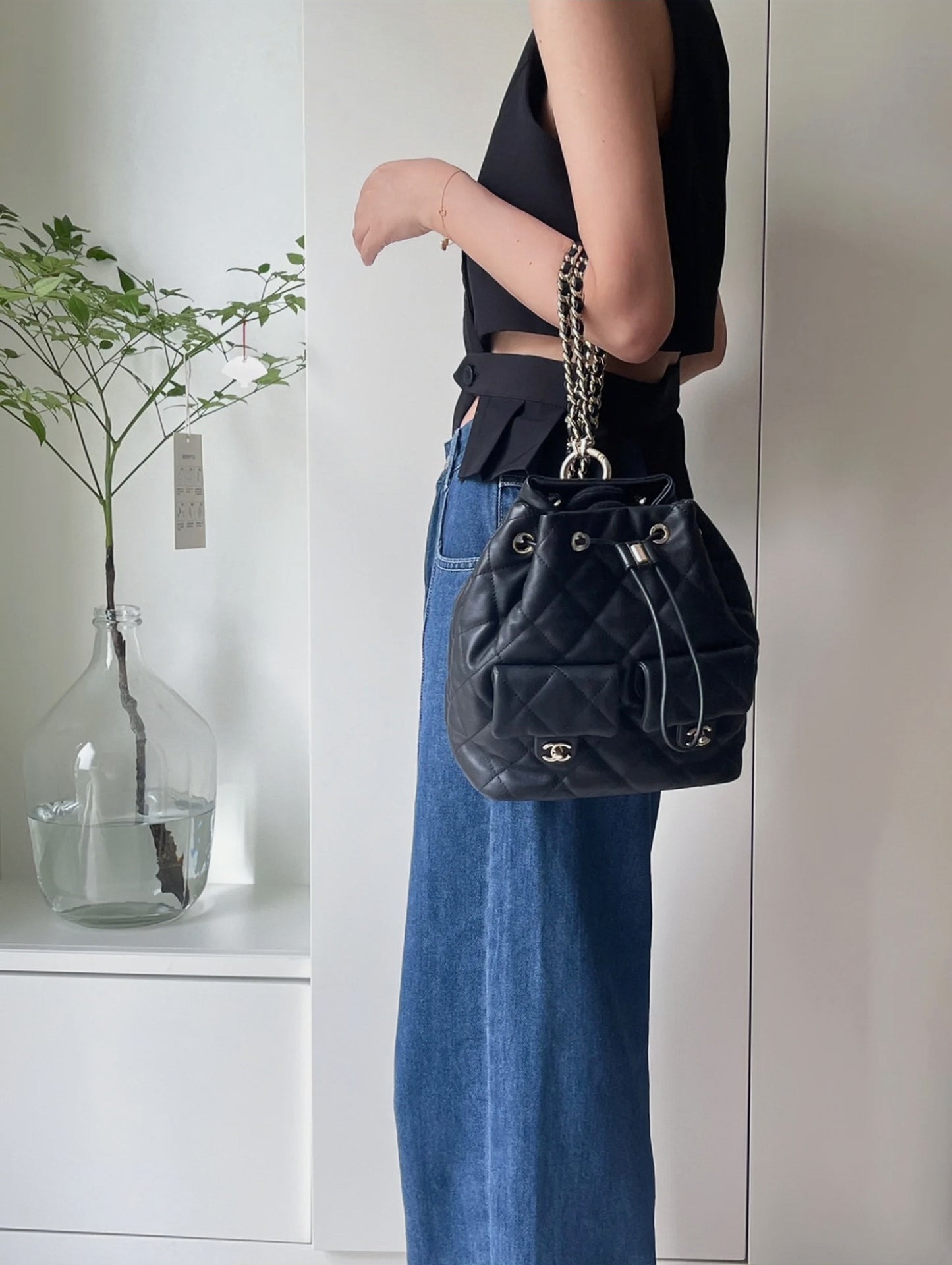 Chan New 23B drawstring bucket backpack