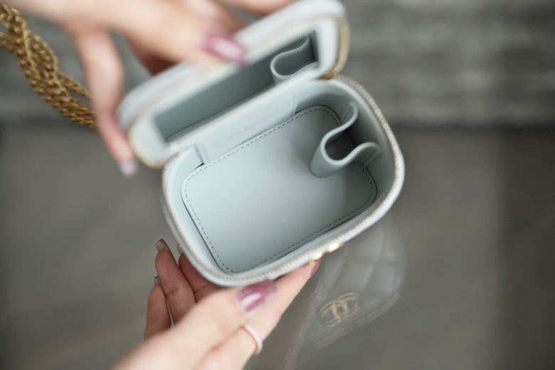 Chan New 23s Box Bag