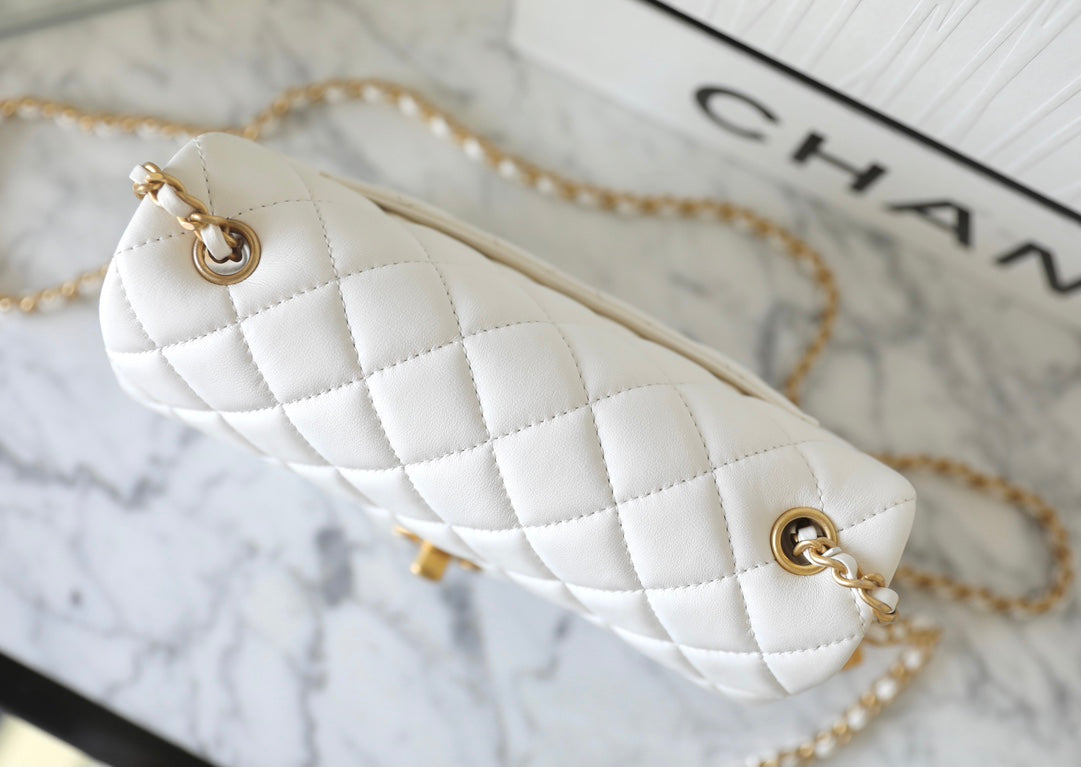 Chan New 23s Chain flap bag