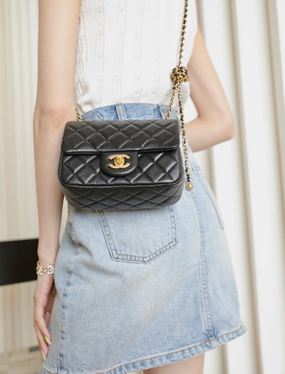 Chan New 22s Gold Globe Chain  Bag