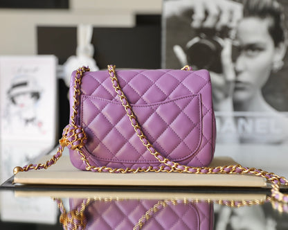 Chan New 22s Gold Globe Chain  Bag